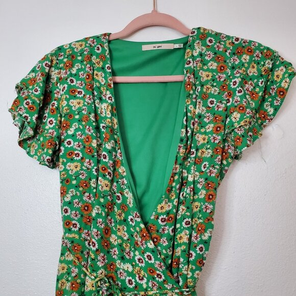 Mi Ami Size L Green Floral Wrap Dress Lined Flirty Flouncy Fabric Flutter Sleeve - Picture 3 of 13